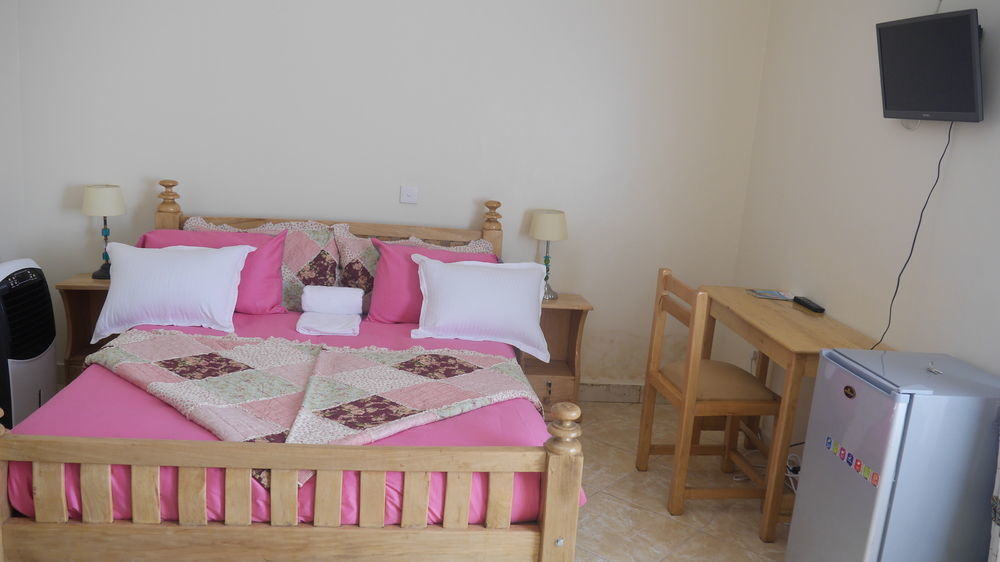 La Feve Beach Bed And Breakfast Hotel Entebbe Kültér fotó