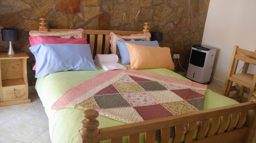 La Feve Beach Bed And Breakfast Hotel Entebbe Kültér fotó